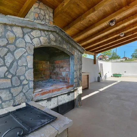 Modern Rustic Kate Villa *