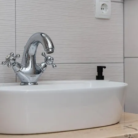 Villa Modern Rustic Kate Benkovac