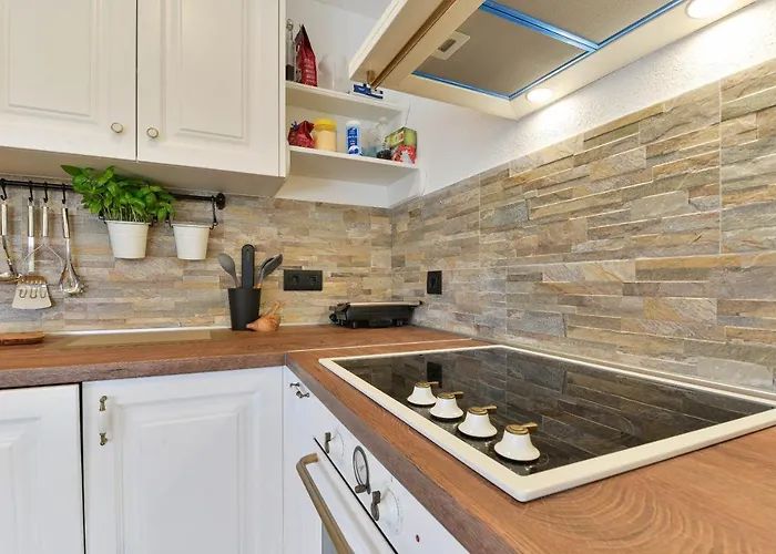 Villa Modern Rustic Kate