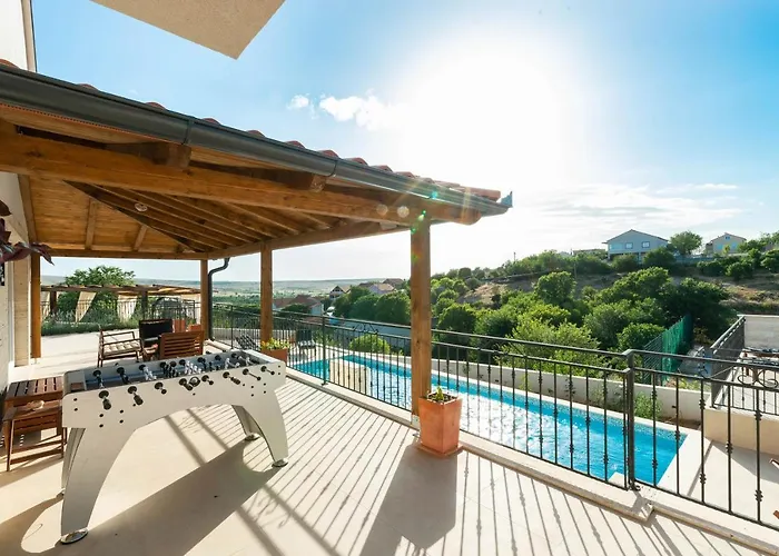 Modern Rustic Kate Villa