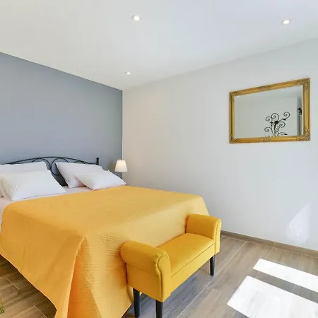 Villa Modern Rustic Kate Benkovac