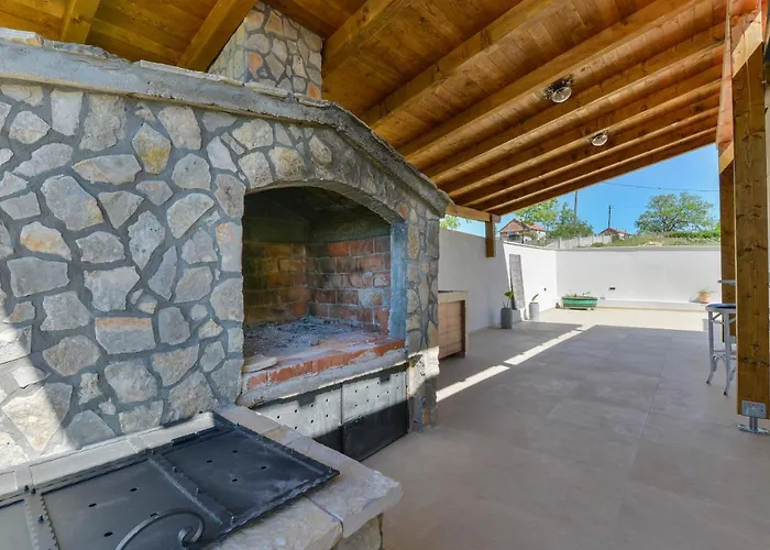 Modern Rustic Kate Вилла *